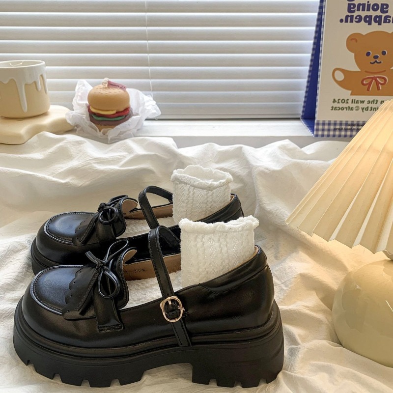 高級女性のパテントレザーシューズロリータ日本メリージェーンシ - Luxury Lifestyle のレビューと価格